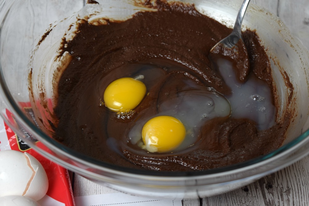 Quick and Easy Brownie Eggs